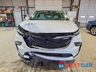 Piąte zdjęcie samochodu w środku: 2022 BUICK ENCLAVE AVENIR VIN:5GAERDKW1NJ102821 - miniatura