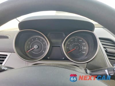 Zdjęcie 9 z 12 samochodu: 2016 HYUNDAI ELANTRA SE VIN:5NPDH4AE0GH689885 - miniatura