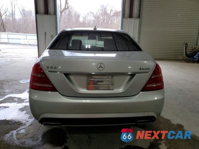 Zdjęcie 6 z 12 samochodu: 2010 MERCEDES-BENZ S 550 4MATIC VIN:WDDNG8GB1AA289754 - miniatura