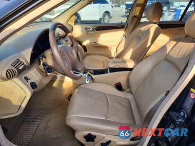 Zdjęcie 7 z 12 samochodu: 2004 MERCEDES-BENZ C 240 VIN:WDBRF61J04E015136 - miniatura