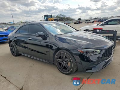 Czwarte zdjęcie samochodu z boku: 2025 MERCEDES-BENZ CLA AMG 35 4MATIC VIN:W1K5J5BB8SN532302 - miniatura