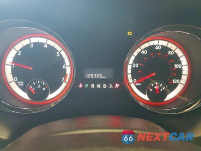 Zdjęcie 9 z 13 samochodu: 2015 DODGE GRAND CARAVAN SXT VIN:2C4RDGCG2FR703336 - miniatura