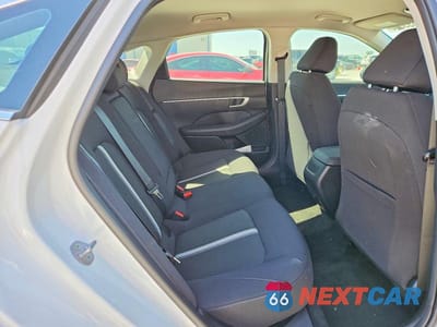 Zdjęcie 10 z 13 samochodu: 2025 HYUNDAI SONATA SEL VIN:KMHL64JA7SA441983 - miniatura