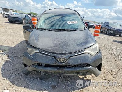 Piąte zdjęcie samochodu w środku: 2017 TOYOTA RAV4 XLE VIN:2T3WFREV7HW322496 - miniatura