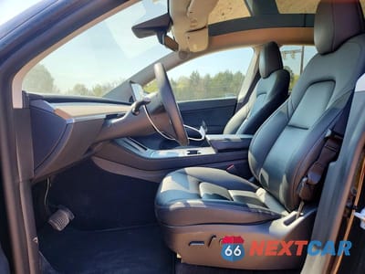 Zdjęcie 7 z 13 samochodu: 2022 TESLA MODEL Y VIN:7SAYGDEE0NA007873 - miniatura