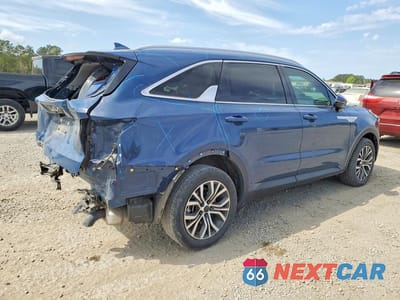 Trzecie zdjęcie samochodu z tyłu: 2025 KIA SORENTO EX VIN:5XYRH4JF8SG310789 - miniatura