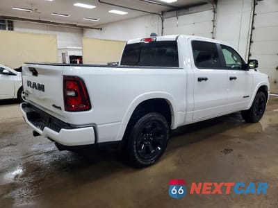 Trzecie zdjęcie samochodu z tyłu: 2025 RAM 1500 BIG HORN VIN:1C6SRFFP4SN672159 - miniatura