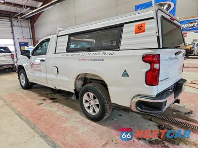 Drugie zdjęcie samochodu z przodu: 2019 CHEVROLET SILVERADO C1500 VIN:3GCNWAEF1KG281974 - miniatura