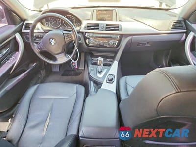 Zdjęcie 8 z 12 samochodu: 2016 BMW 320 I VIN:WBA8E1G53GNT36165 - miniatura