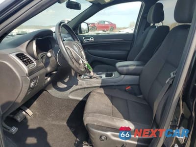 Zdjęcie 7 z 13 samochodu: 2020 JEEP GRAND CHEROKEE LAREDO VIN:1C4RJFAG1LC100761 - miniatura