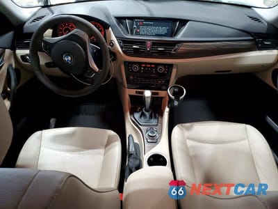 Zdjęcie 8 z 13 samochodu: 2014 BMW X1 XDRIVE35I VIN:WBAVM5C53EVV92483 - miniatura