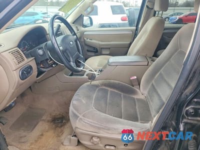 Zdjęcie 7 z 13 samochodu: 2004 FORD EXPLORER XLT VIN:1FMZU63K34UC32033 - miniatura