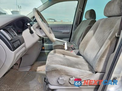 Zdjęcie 7 z 14 samochodu: 2001 MAZDA MPV WAGON VIN:JM3LW28Y710199168 - miniatura
