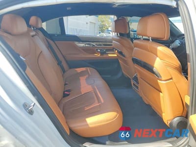 Zdjęcie 10 z 13 samochodu: 2018 BMW 750 I VIN:WBA7F0C55JGM23828 - miniatura