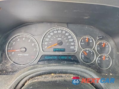 Zdjęcie 9 z 13 samochodu: 2002 GMC ENVOY VIN:1GKDS13S322488631 - miniatura