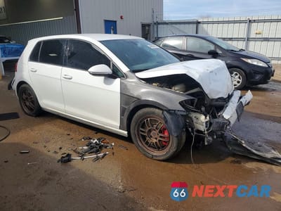 Czwarte zdjęcie samochodu z boku: 2019 VOLKSWAGEN GTI S VIN:3VW6T7AU6KM007575 - miniatura