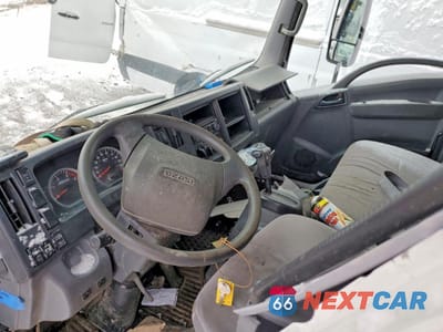 Zdjęcie 8 z 14 samochodu: 2019 ISUZU NPR XD FLATBED TRUCK VIN:JALC4W162K7K01186 - miniatura