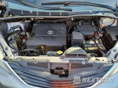 Zdjęcie 12 z 12 samochodu: 2013 TOYOTA SIENNA LE 8-PASSENGER VIN:5TDKK3DC8DS325815 - miniatura