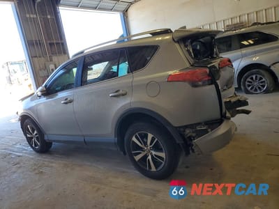 Drugie zdjęcie samochodu z przodu: 2018 TOYOTA RAV4 XLE VIN:JTMWFREV6JD111003 - miniatura