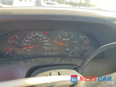 Zdjęcie 9 z 13 samochodu: 2003 FORD F250 SUPER DUTY VIN:3FTNF20L13MB32499 - miniatura