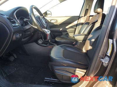 Zdjęcie 7 z 12 samochodu: 2020 JEEP COMPASS LATITUDE VIN:3C4NJCBB7LT158605 - miniatura
