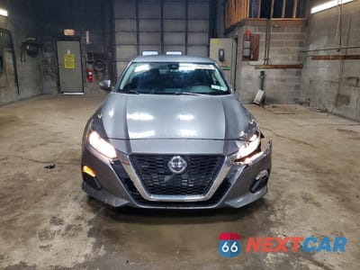 Piąte zdjęcie samochodu w środku: 2022 NISSAN ALTIMA 2.5 S VIN:1N4BL4BV4NN401230 - miniatura