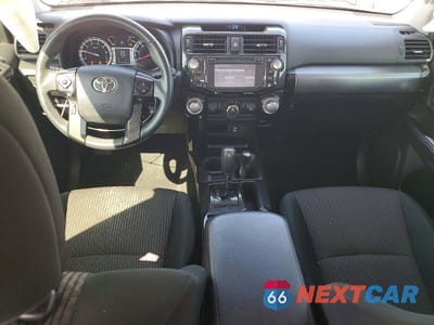 Zdjęcie 8 z 12 samochodu: 2016 TOYOTA 4RUNNER TRAIL VIN:JTEBU5JR6G5308757 - miniatura