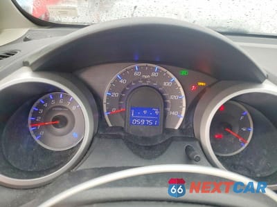Zdjęcie 9 z 13 samochodu: 2013 HONDA FIT VIN:JHMGE8H35DC024973 - miniatura