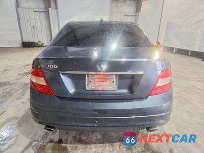 Zdjęcie 6 z 13 samochodu: 2008 MERCEDES-BENZ C 300 VIN:WDDGF54X78R026139 - miniatura