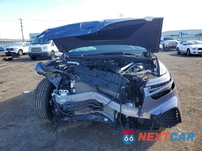 Piąte zdjęcie samochodu w środku: 2026 GENESIS GV70 2.5T STANDARD VIN:5NMMADTB1TH044466 - miniatura