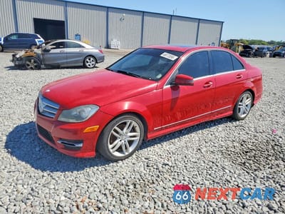 2013 MERCEDES-BENZ C 250 WDDGF4HB1DR269870 - główne zdjęcie licytacji z USA - miniatura