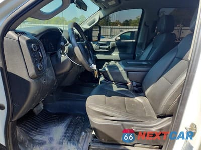 Zdjęcie 7 z 11 samochodu: 2020 CHEVROLET SILVERADO K2500 HEAVY DUTY VIN:1GC4YLEYXLF100697 - miniatura