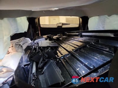 Zdjęcie 10 z 13 samochodu: 2019 CHEVROLET TRAVERSE LS VIN:1GNEVFKW8KJ198844 - miniatura
