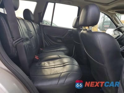 Zdjęcie 11 z 14 samochodu: 2004 JEEP GRAND CHEROKEE LAREDO VIN:1J4GX48S14C204912 - miniatura