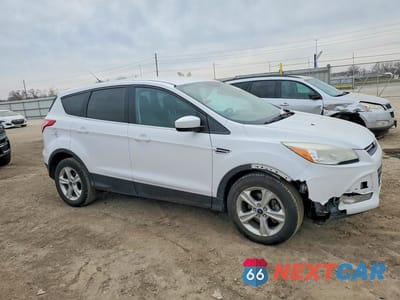 Czwarte zdjęcie samochodu z boku: 2014 FORD ESCAPE SE VIN:1FMCU0GX6EUC67952 - miniatura