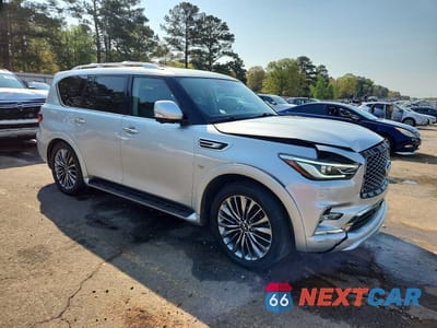 Czwarte zdjęcie samochodu z boku: 2019 INFINITI QX80 LUXE VIN:JN8AZ2NF2K9687620 - miniatura