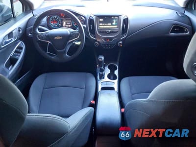 Zdjęcie 8 z 12 samochodu: 2016 CHEVROLET CRUZE LT VIN:1G1BE5SM9G7321410 - miniatura