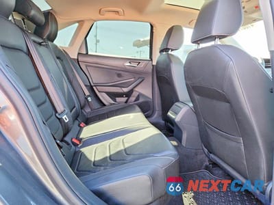 Zdjęcie 10 z 12 samochodu: 2024 VOLKSWAGEN JETTA SEL VIN:3VWGM7BU7RM082523 - miniatura