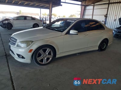 2010 MERCEDES-BENZ C 300 WDDGF5EB7AR105027 - główne zdjęcie licytacji z USA - miniatura