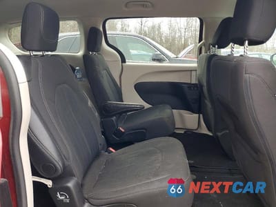 Zdjęcie 11 z 13 samochodu: 2024 CHRYSLER GRAND CARAVAN SXT VIN:2C4RC1ZG8RR200938 - miniatura
