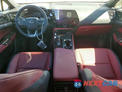 Zdjęcie 8 z 15 samochodu: 2024 LEXUS NX 350H PREMIUM VIN:JTJGKCEZ6R2027526 - miniatura