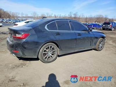 Trzecie zdjęcie samochodu z tyłu: 2021 BMW 330XI VIN:3MW5R7J05M8C07401 - miniatura