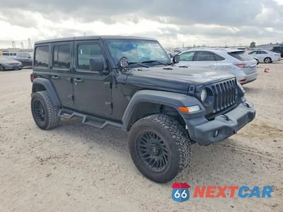 Czwarte zdjęcie samochodu z boku: 2019 JEEP WRANGLER UNLIMITED SPORT VIN:1C4HJXDNXKW636150 - miniatura