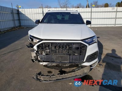 Piąte zdjęcie samochodu w środku: 2021 AUDI Q7 PREMIUM PLUS VIN:WA1LXAF7XMD028450 - miniatura