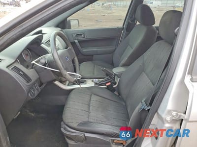Zdjęcie 7 z 12 samochodu: 2010 FORD FOCUS SE VIN:1FAHP3FNXAW111484 - miniatura
