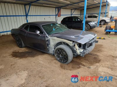 Czwarte zdjęcie samochodu z boku: 2016 DODGE CHALLENGER SXT VIN:2C3CDZAG2GH131751 - miniatura