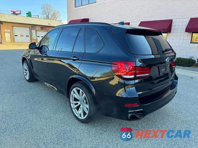 Trzecie zdjęcie samochodu z tyłu: 2018 BMW X5 XDRIVE50I VIN:5UXKR6C55J0U15260 - miniatura