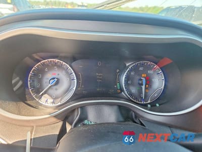 Zdjęcie 9 z 12 samochodu: 2024 CHRYSLER PACIFICA TOURING L VIN:2C4RC1BG2RR151777 - miniatura