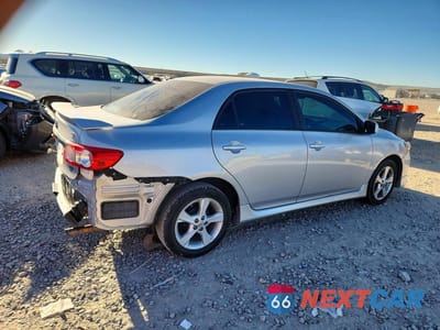 Trzecie zdjęcie samochodu z tyłu: 2012 TOYOTA COROLLA S VIN:2T1BU4EE7CC809711 - miniatura