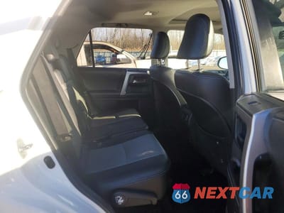 Zdjęcie 11 z 12 samochodu: 2017 TOYOTA 4RUNNER SR5 PREMIUM VIN:JTEBU5JR7H5448981 - miniatura